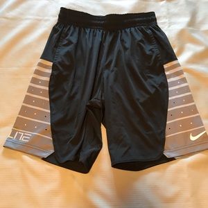 Women’s Nike Elite Shorts